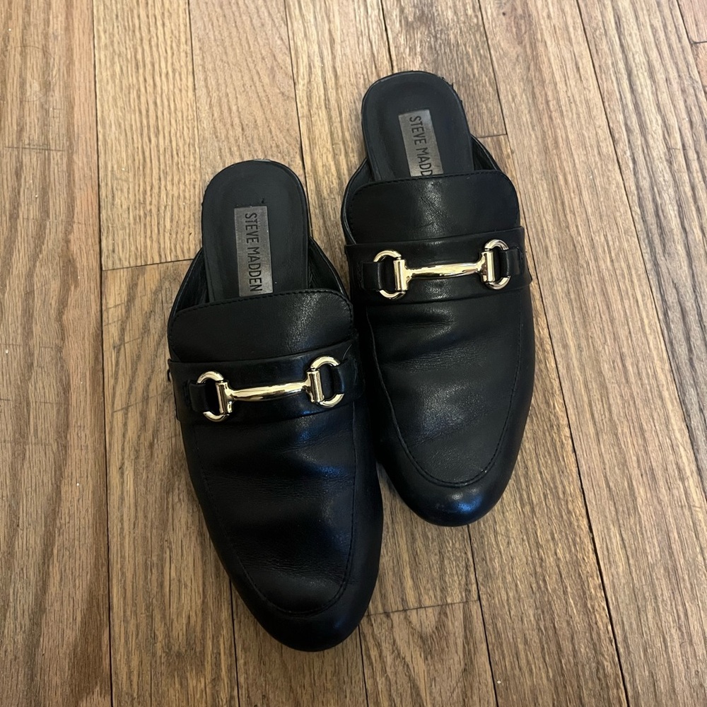 Steve Madden slides